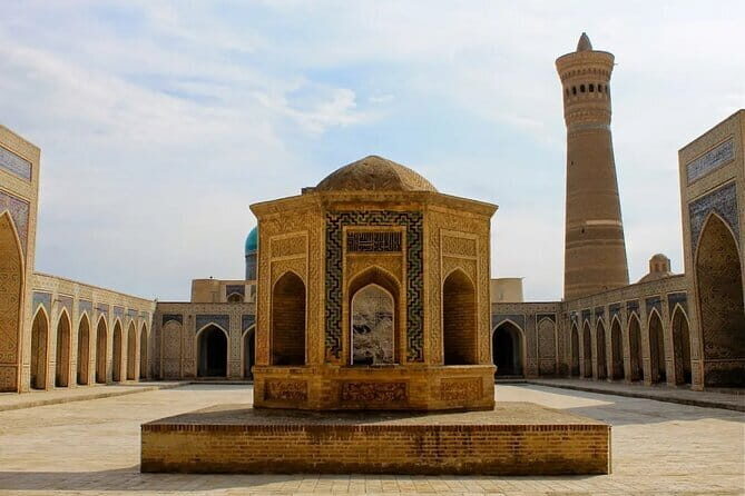A Complete Chapter To Old Bukhara - Bolo Hauz Mosque: the first included ticket moment you’ll appreciate