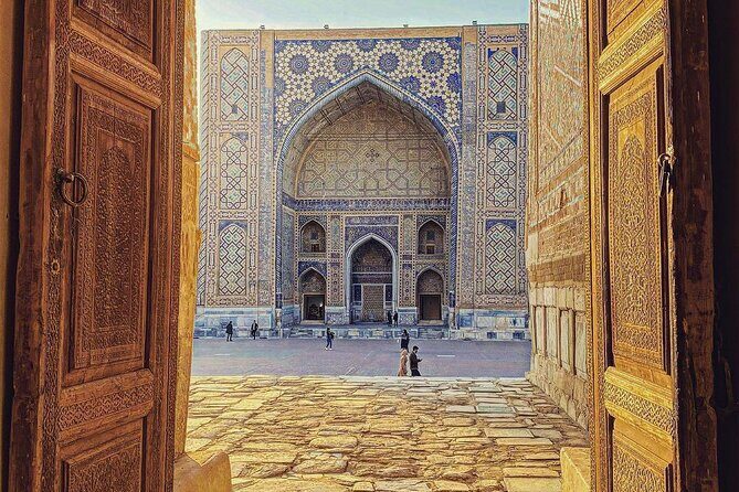 All in One Day Tour of Samarkand from Tashkent - Bibi Khanym Mosque: Scale, Craft, and the Sense of Place