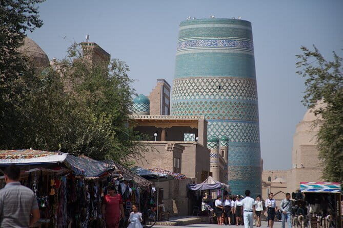 Best of Khiva: Exclusive Private Tour! - Inside Itchan Kala Walls: Why a Walking Tour Works