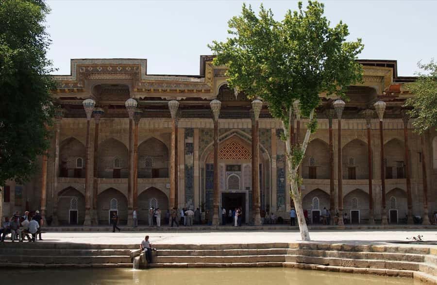 Bukhara: Full-Day Guided Tour with English-Speaking Guide - The Ark of Bukhara: fortress walls, royal power, and serious scale