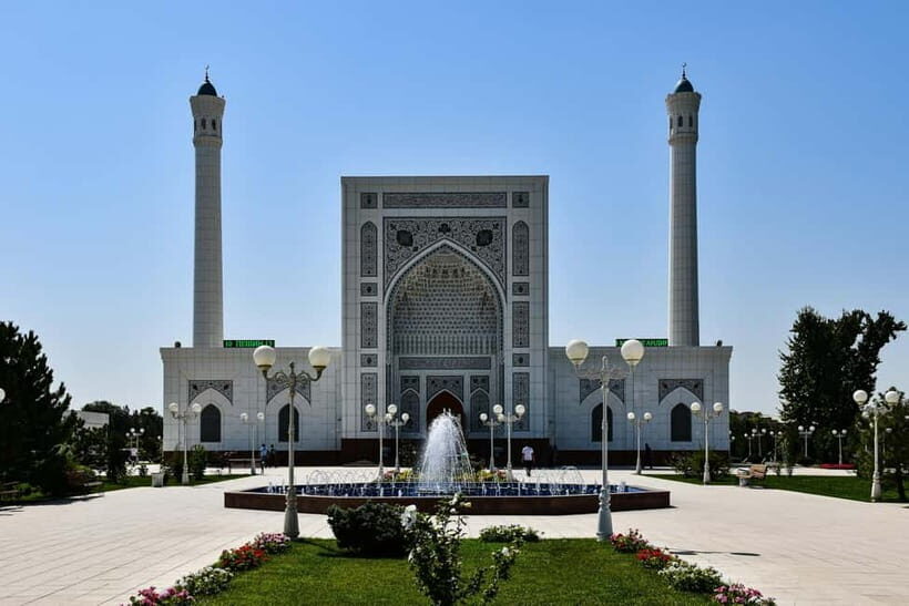 Half-day excursion around Tashkent - Hazret Imam complex: the library stop you’ll remember