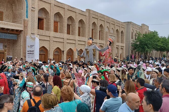 One-Day Private Tour in the Old Town of Bukhara - Magoki Attori and the Carpet Museum: the fire-temple idea