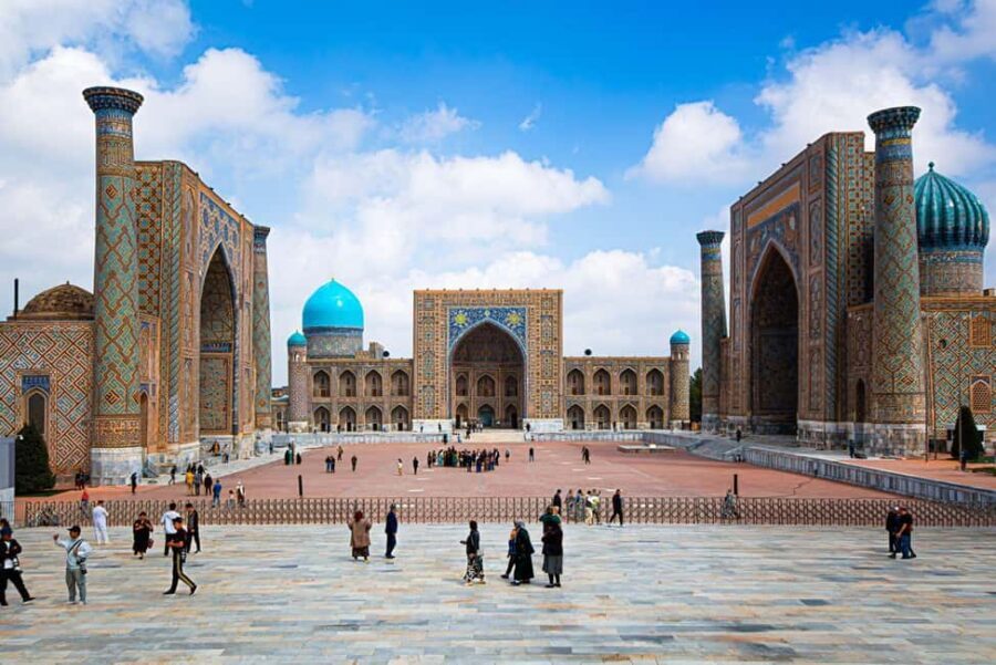Private Samarkand City Tour With Transport - Shah-i-Zinda and Bibi-Khanym: two sacred moods, one timeline