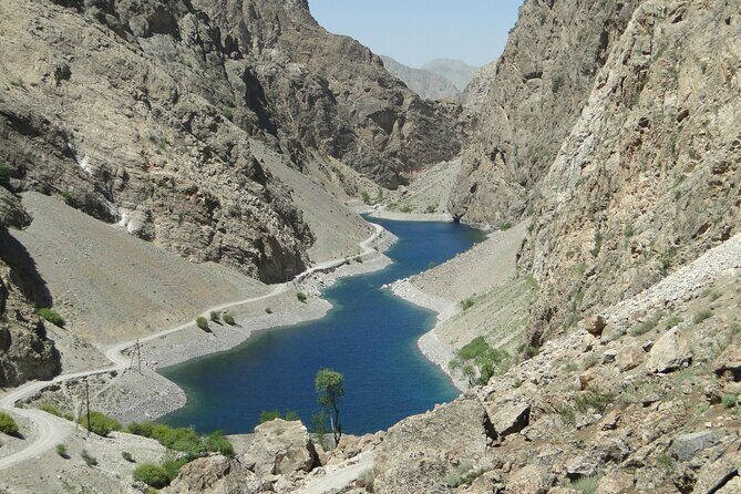Seven Lakes Tajikistan Private Excursion From Samarkand - Border day reality check: Tajik visa and Uzbekistan re-entry
