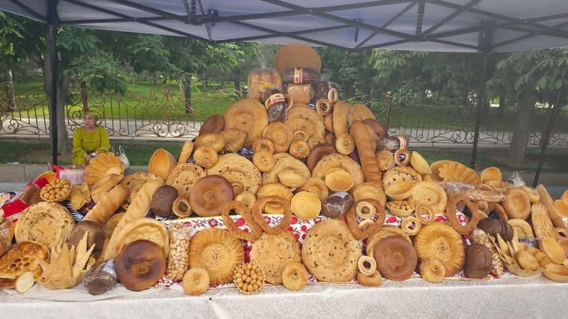 Tashkent: Hidden Gems Walking Tour with Local Snacks - Chorsu Bazaar: Spices, Fruit, and Snack Time That Actually Teaches