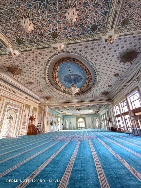 Tashkent: Hidden Gems Walking Tour with Local Snacks - Khast-Imam Square and the Quran of Caliph Uthman