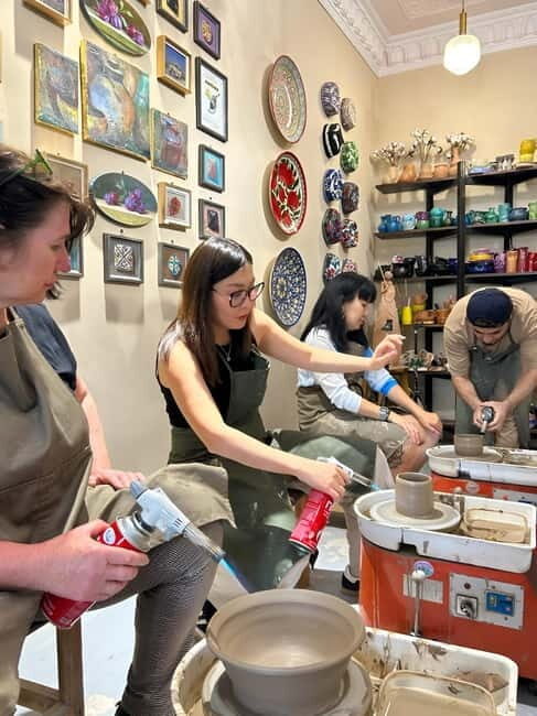 Tashkent: Uzbek Culture, Food, Crafts & Pottery Masterclass - Shopping With a Guide: Bargaining Help Without the Awkwardness